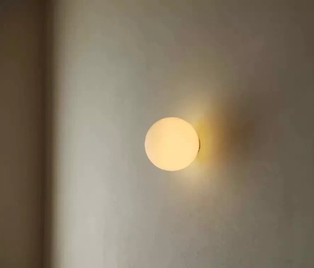 Wall design lamp Glo Ball by Flos