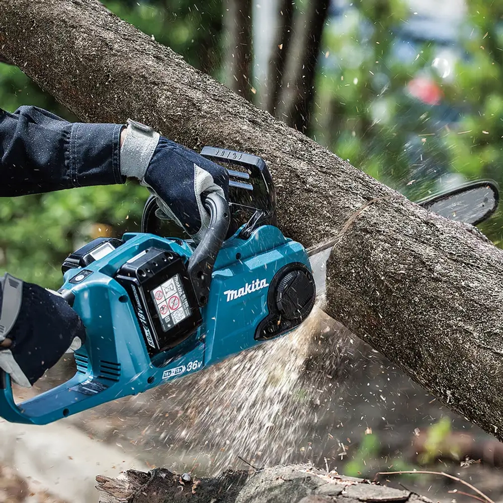 Аккумуляторная цепная пила Makita DUC353PT2