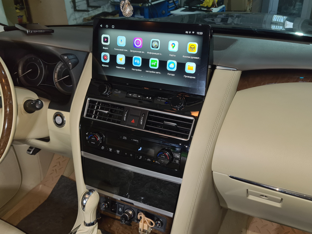 Установочный комплект для INFINITY QX56 / QX80  KUBERG ZH-N1401