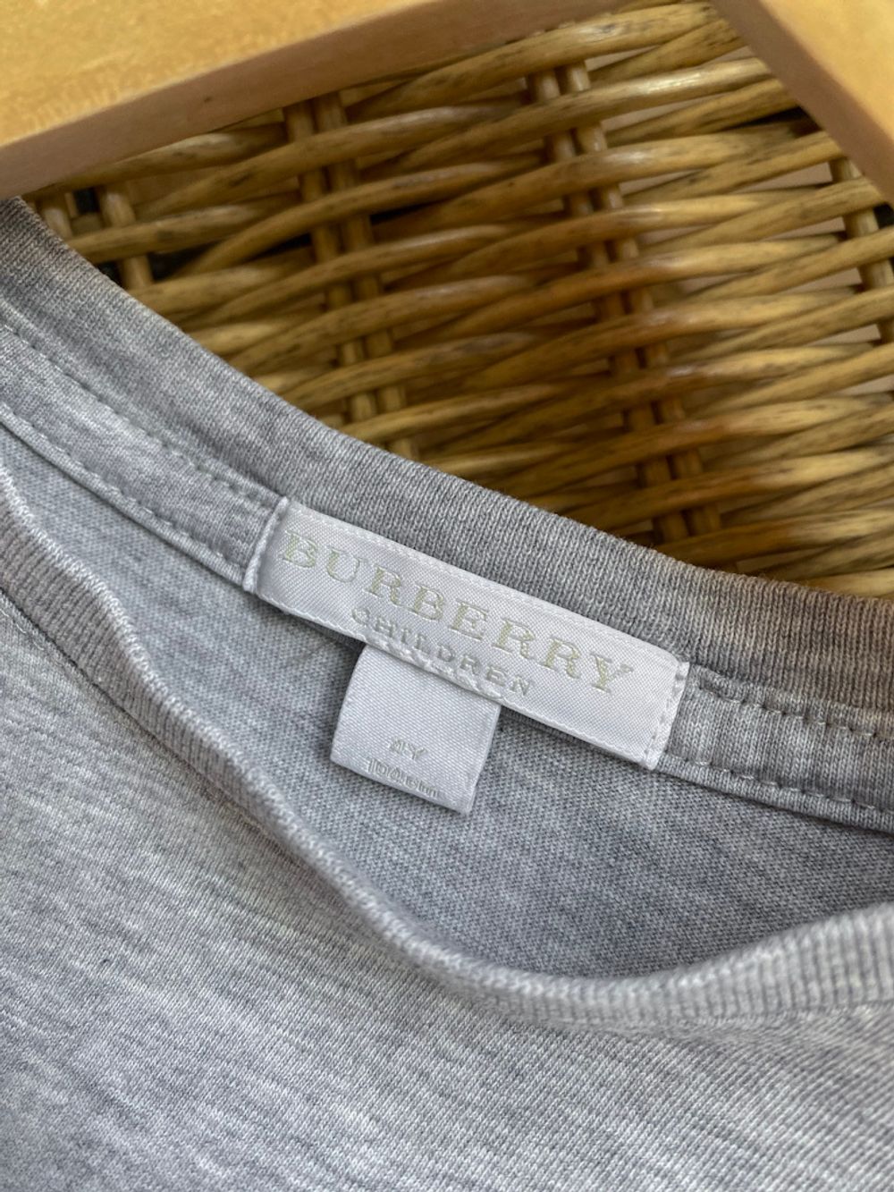 Футболка Burberry