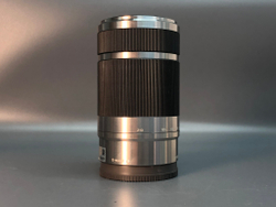 Sony 55-210mm f/4.5-6.3 E OSS