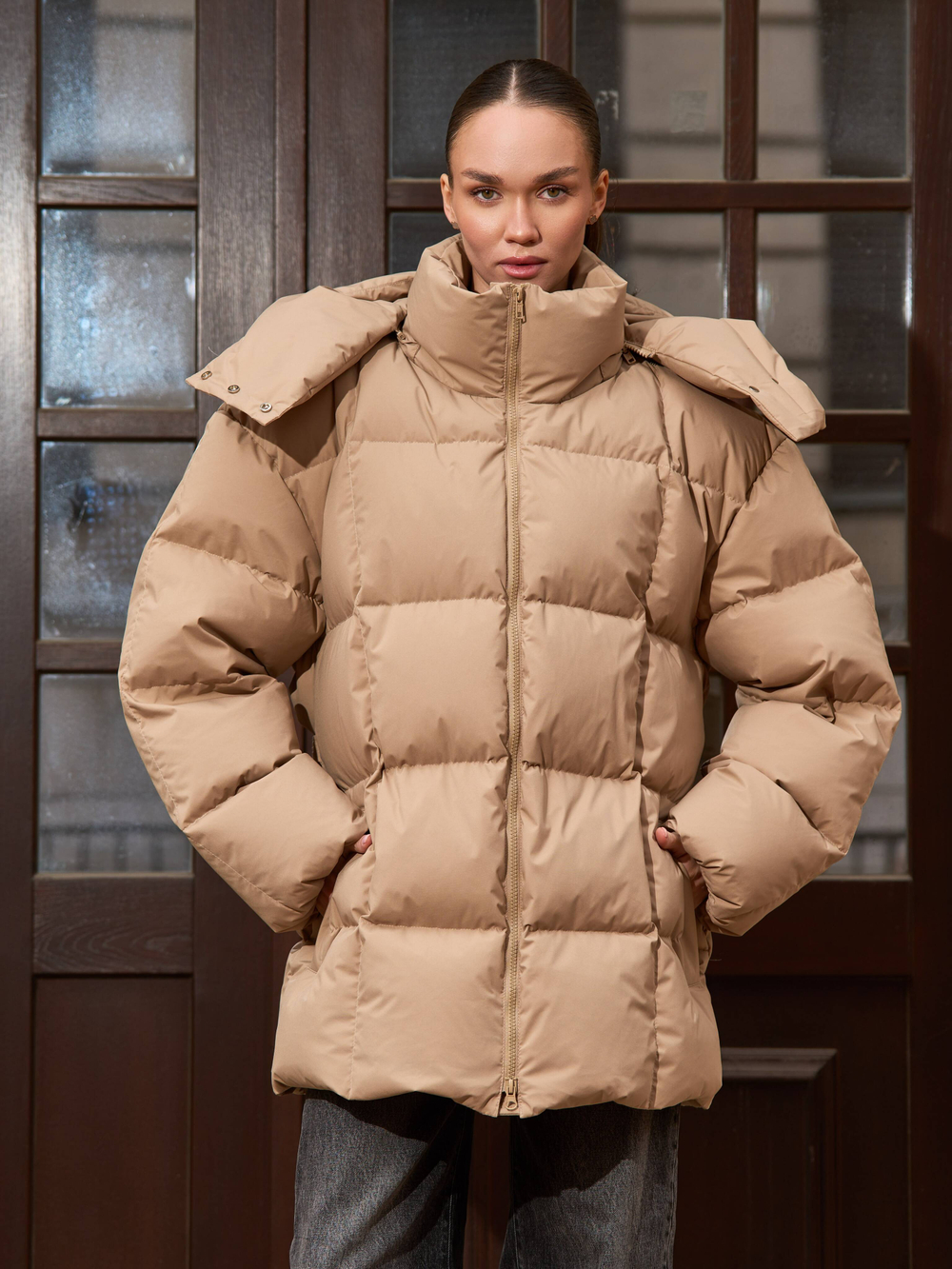 Пуховик средней длины с поясом Sesame Beige
