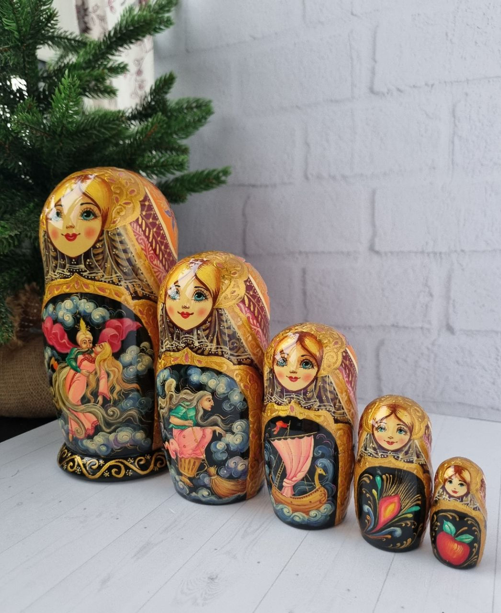 Матрешка 18см "Сказка" 5 мест