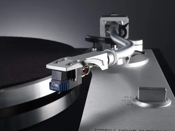 TEAC TN-4D-SE Black