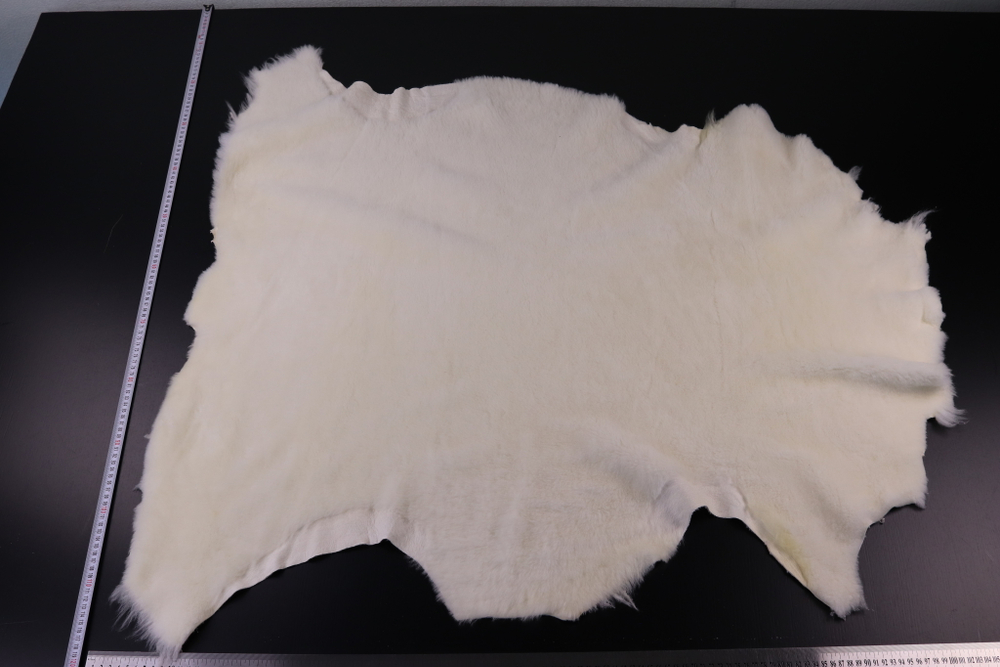Шкура овчина (мех) белая 88дм² (КЛ)
