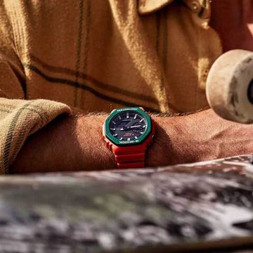 Наручные часы Casio G-Shock GA-2110SC-4ADR