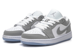 Air Jordan 1 Low (Wolf Grey)