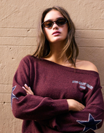 Женский свитер с вырезом-лодочкой и графичным принтом - BERSHKA