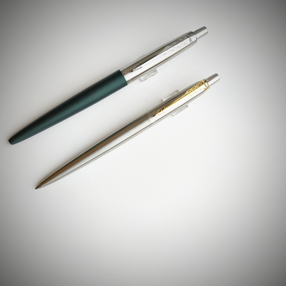 Шариковая ручка Parker Jotter XL Green CT