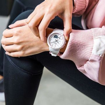 Наручные часы Casio Baby-G BGS-100RT-7A с шагомером