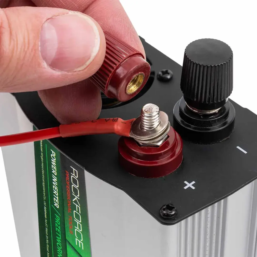 Инвертор (преобразователь напряжения) 300W RockForce RF-JBHI-300