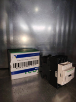 803504735 Контактор LC1-D32M7C Schneider