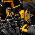 Гайковерт ударный аккумуляторный бесщеточный CIWH-BL-20-350, Li-Ion, 20 В Denzel