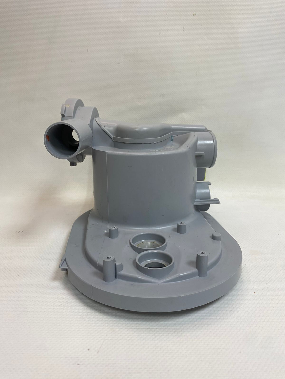 LST5397X ктпч25 Чаша поддона для посудомоечных машин Ariston C00346456 б/у