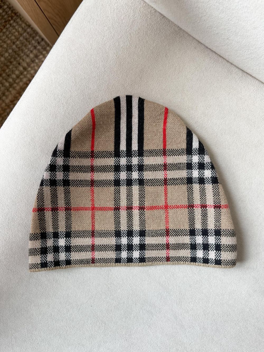 Шапка Burberry