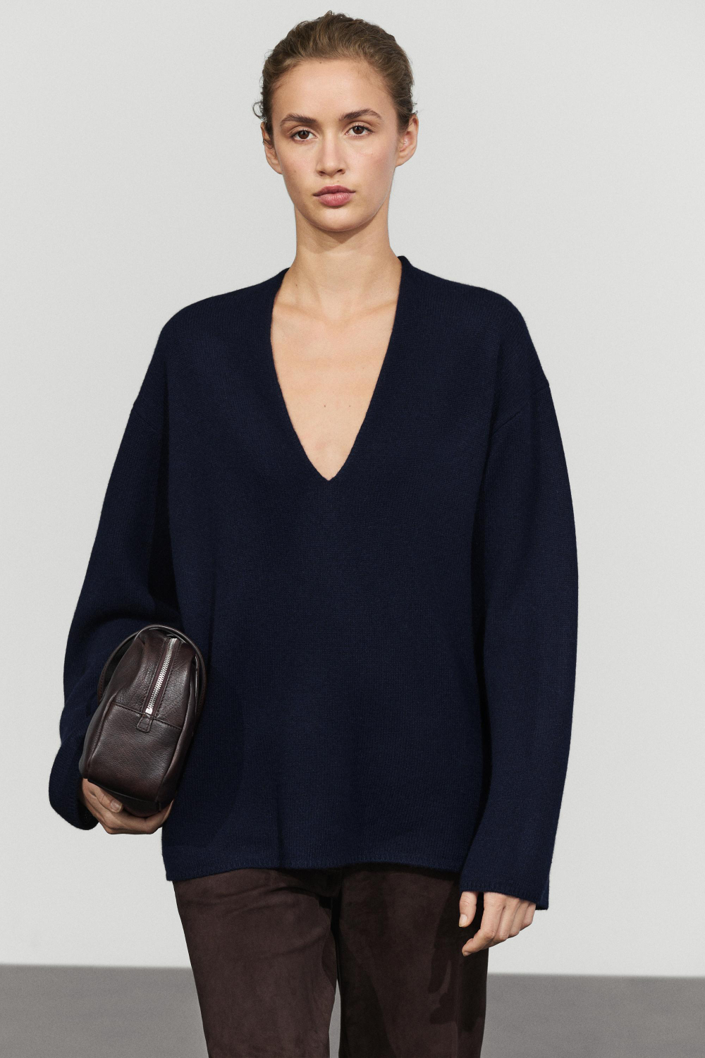 Massimo Dutti Джемпер из смесовой шерсти с V-образным вырезом, индиго