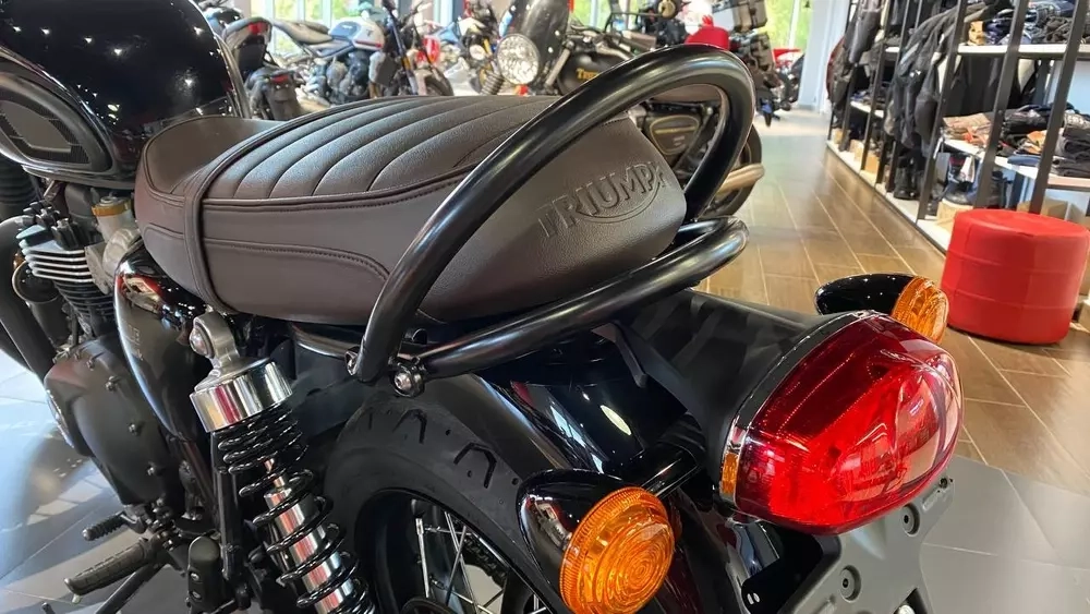 Мотоцикл Triumph Bonneville T120 Black 2018
