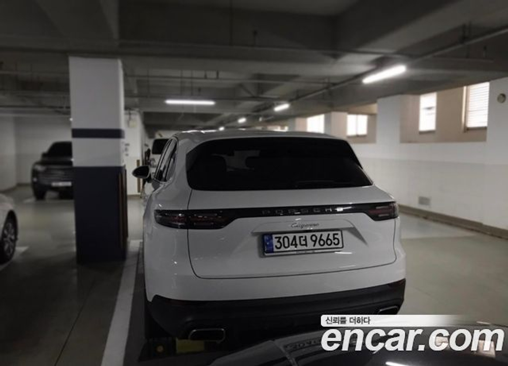 Porsche Cayenne 3.0 — 2021