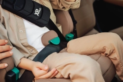 Автокресло 1/2/3 Britax Roemer ADVANSAFIX PRO LUX Urban Olive, от 15 месяцев до 12 лет, 9-36 кг, isofix, оливковый