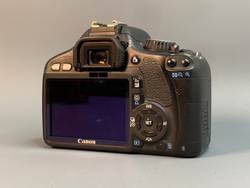 Canon 550D Kit 18-55mm 3.5-5.6 II 7.456 Кадров