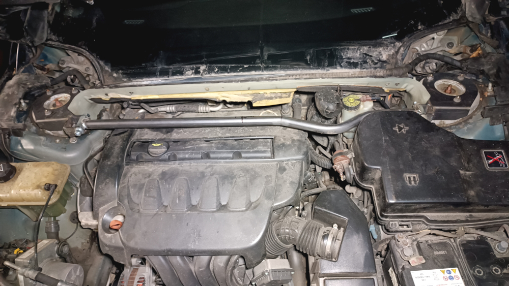 Распорка передних стоек Peugeot 407 (ПОД ЗАКАЗ)