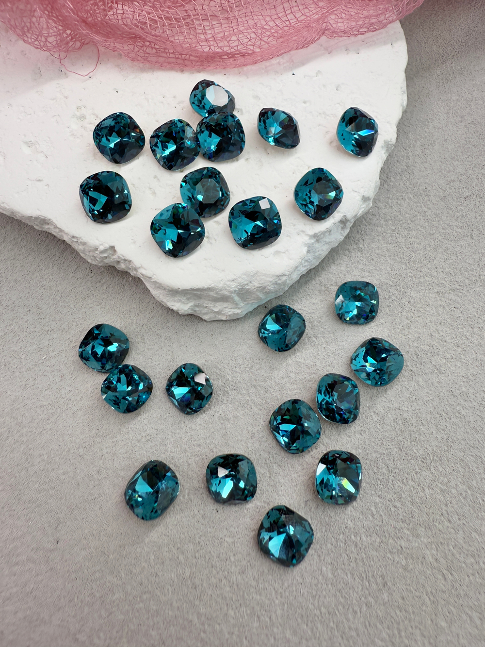Кушон Cushion 8 мм, Indicolite