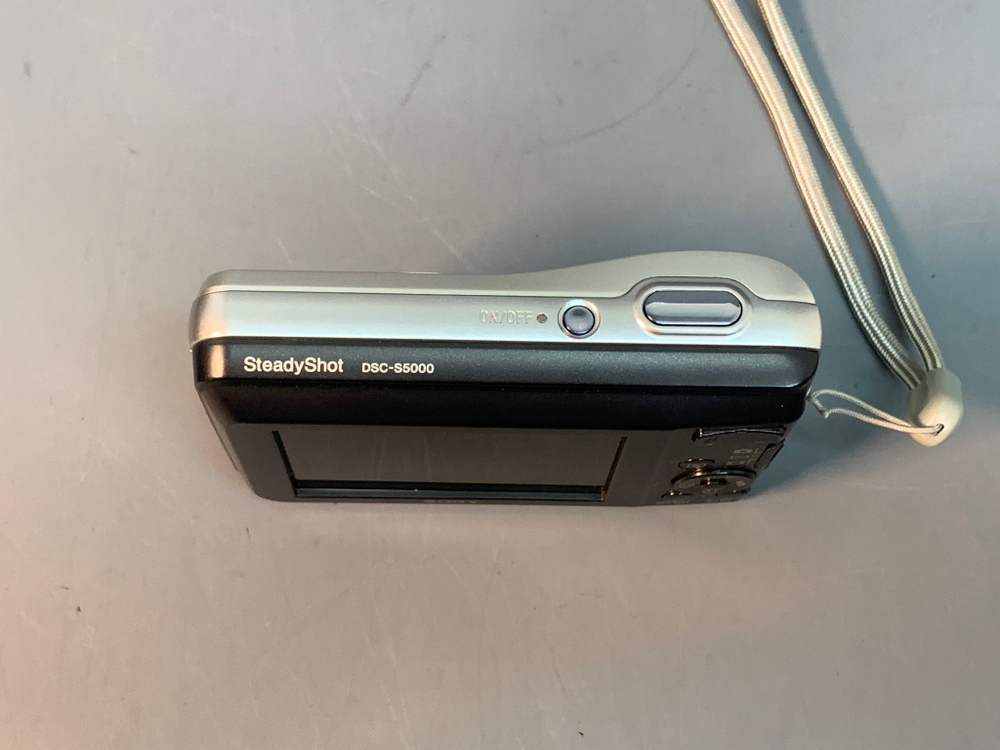 Sony Cyber-Shot DSC-S5000
