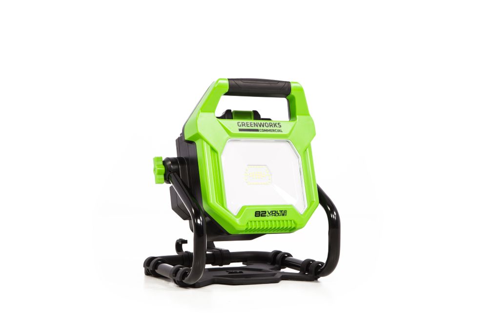 LED-прожектор Greenworks G82WLH с гибридным питанием, 82V / 220V, 1250/2500 лм, крюк для подвеса, крепление на стену, кабель 30 см, без АКБ и ЗУ (3504007)