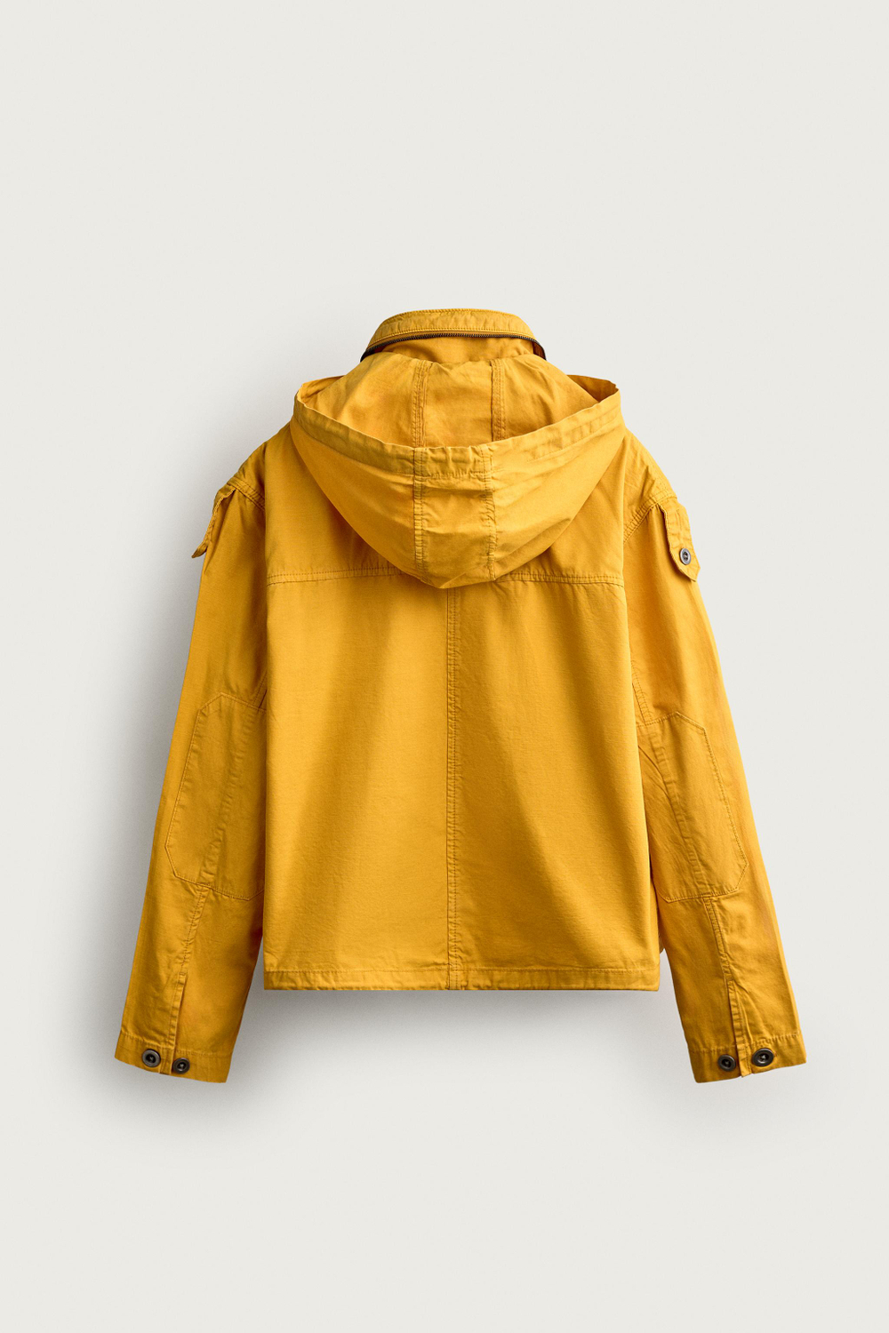 УКОРОЧЕННАЯ КУРТКА В СТИЛЕ UTILITY — ZARA