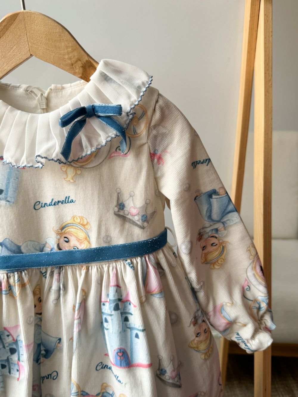 Вельветовое платье Monnalisa, 80