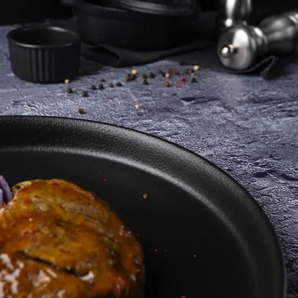 Тарелка с бортом d 27 см h2,8 см Smooth Black Raw Stellar P.L. Proff Cuisine [3]
