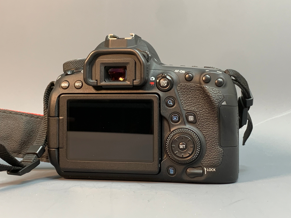 Canon EOS 6D Mark II 58.930 кадров