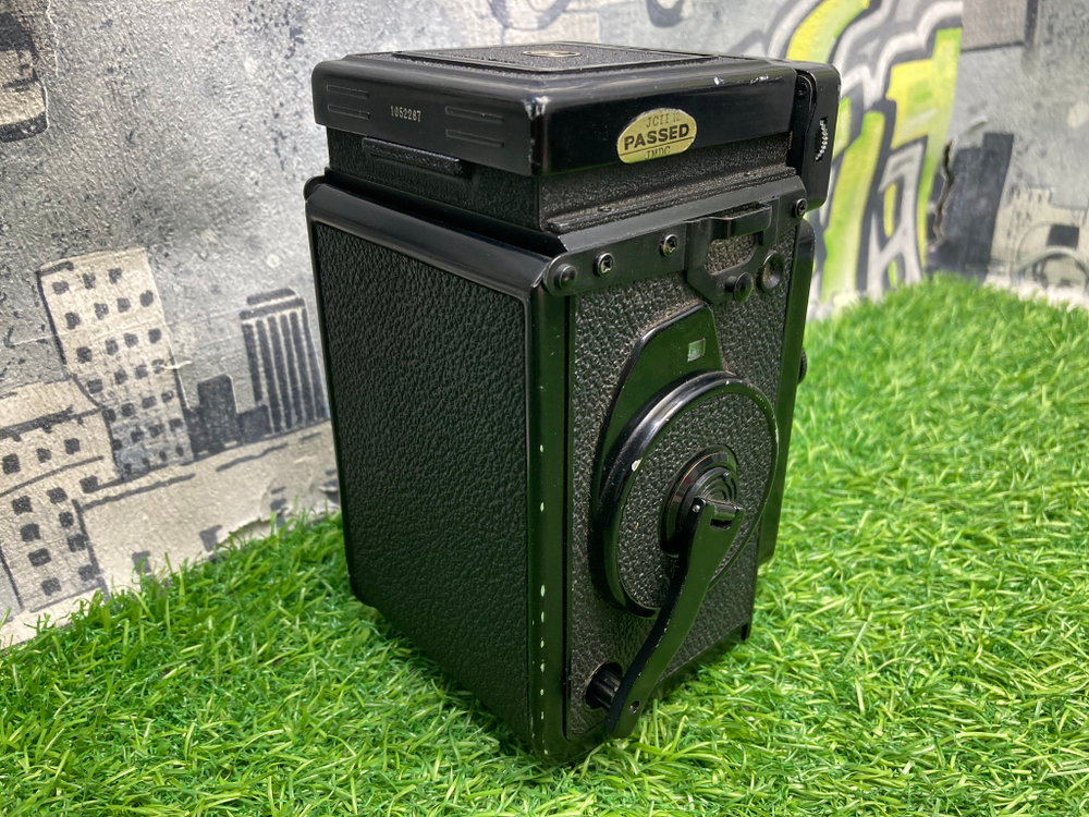 Yashica Mat-124 G