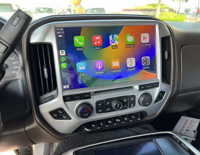 Магнитола для GMC Denali (рамка серебро) - Kuberg ZH-C1301S дисплей 13.3" на Android 12, Быстрая, CarPlay, 4G SIM-слот