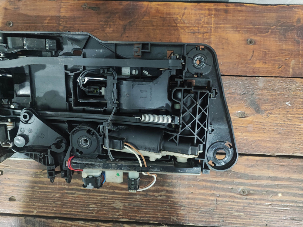 Ручка двери задней левой Mercedes S-Class (W223) 20-нв Б/У Оригинал A09976055039999