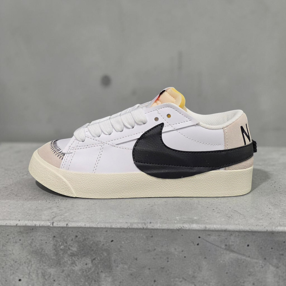 Nike Blazer Low "77 Jumbo • Cream White