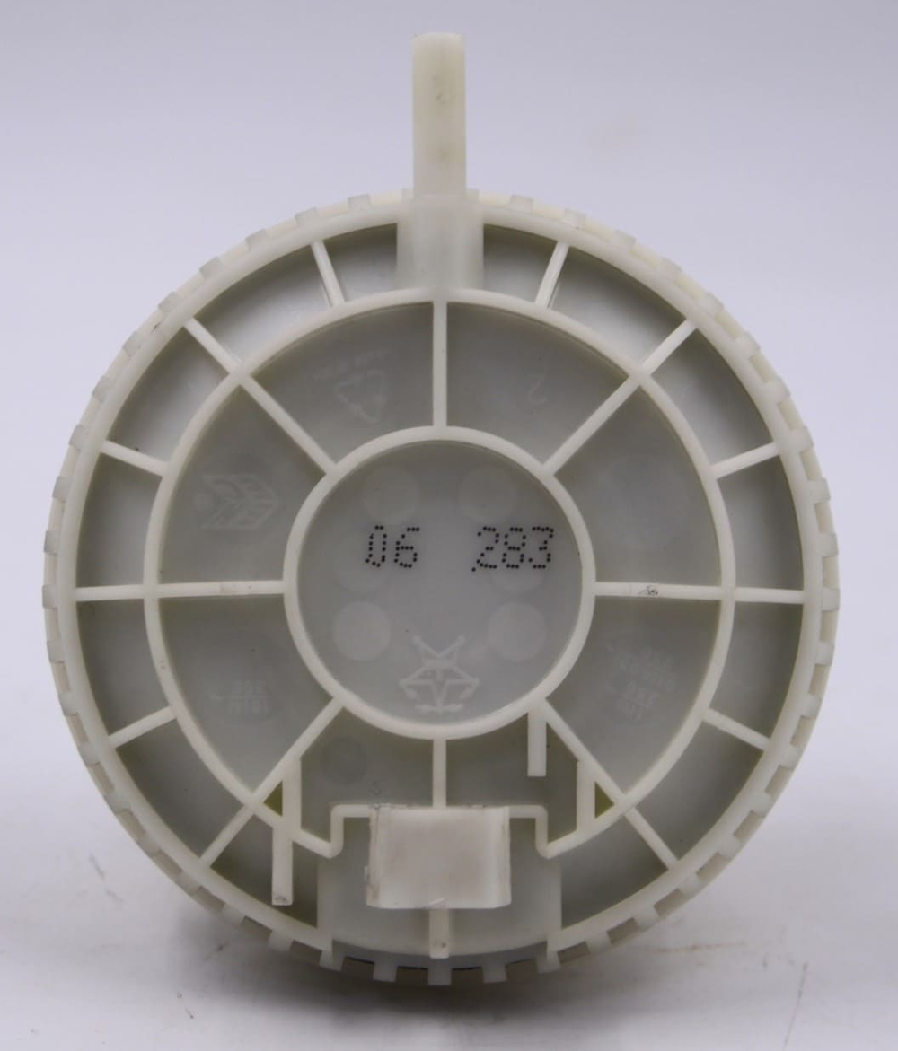 Датчик уровня воды (прессостат) стиральной машины Electrolux Aeg Zanussi 132141940 (141-05 7930063)