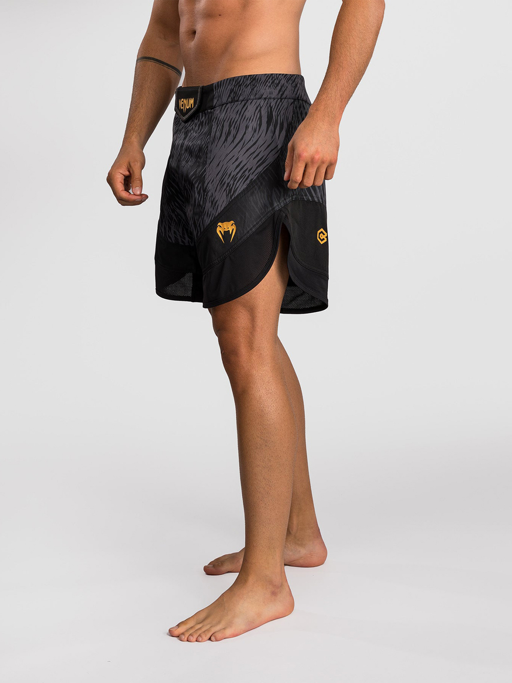 Шорты ММА Venum x Chimaev Wild Borz Black/Grey/Gold