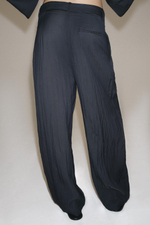 ЛЕГКИЕ БРЮКИ С ЗАЩИПАМИ — ZW COLLECTION — ZARA