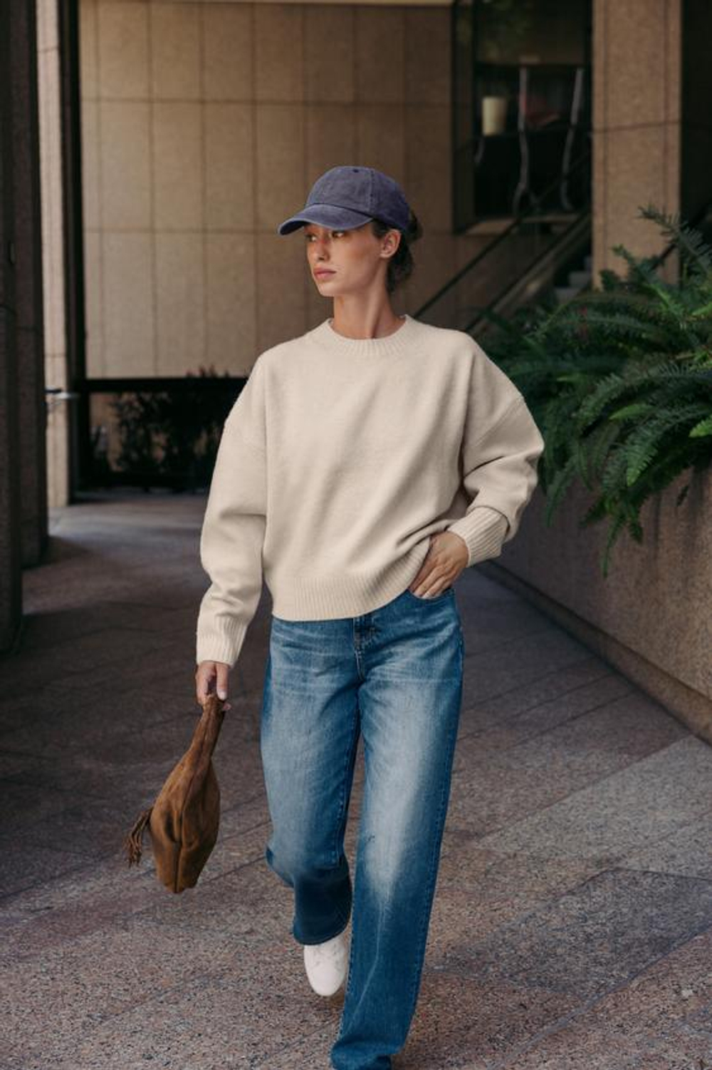 Мягкий трикотажный свитер - ZARA