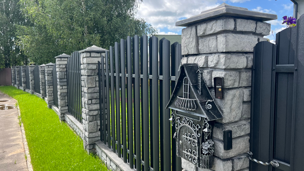 Блок заборный Античный камень, цвет ГРАФИТ