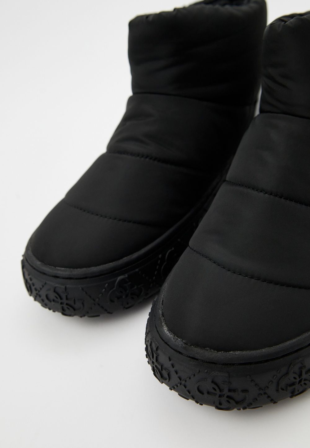 Полусапоги женские GUESS UNION