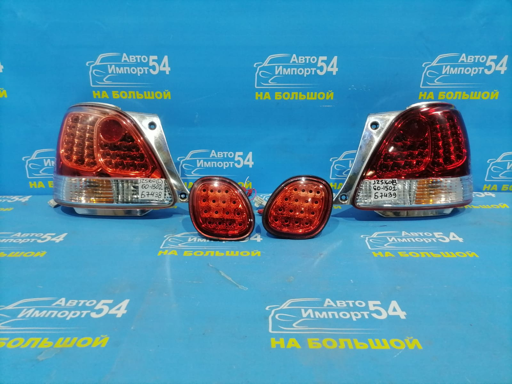 Стоп левый TOYOTA ARISTO 2000-2004