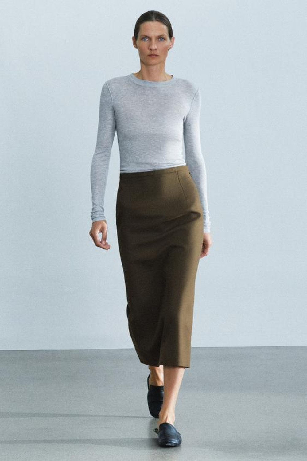 ZARA ЮБКА ПРЯМОГО КРОЯ ИЗ 100% ШЕРСТИ — ZW COLLECTION, ПЫЛЬНЫЙ ХАКИ