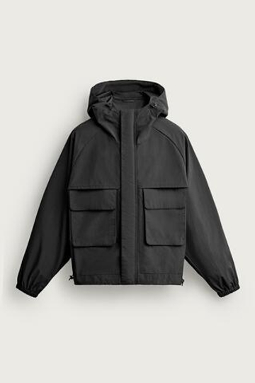 ZARA КУРТКА СВОБОДНОГО КРОЯ С ВОДООТТАЛКИВАЮЩИМ ПОКРЫТИЕМ, ЧЕРНЫЙ