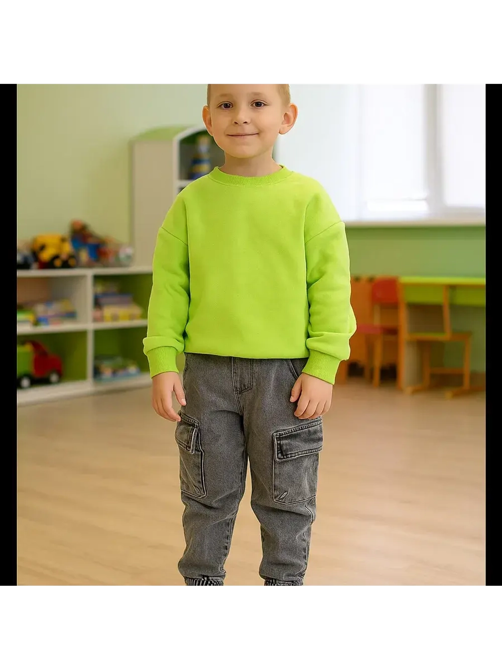 Джинсы для мальчика и для девочки.