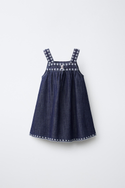 ZARA ПЛАТЬЕ ИЗ ДЕНИМА С ВЫШИВКОЙ, СИНИЙ