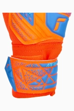 Вратарские перчатки Reusch Attrakt Starter Solid