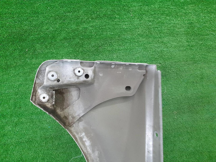 Крыло переднее правое Range Rover Vogue 3 L322 (2002-2012)