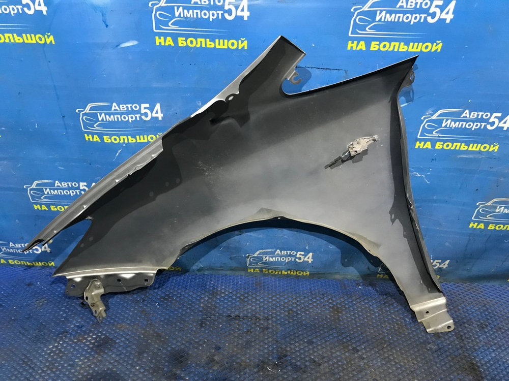 Крыло переднее правое TOYOTA WISH 2010